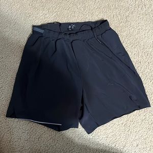 Lulu Lemon 5 inch surge liner shorts. Men’s small.
